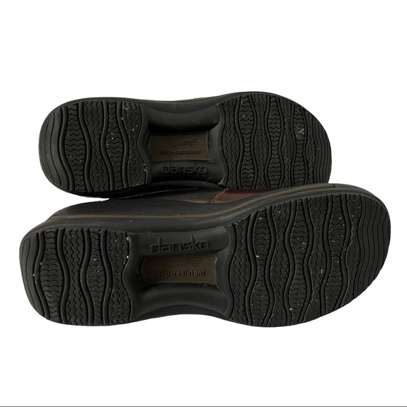 DANSKO Two-Tone Leather Clogs - Picture 7 of 8